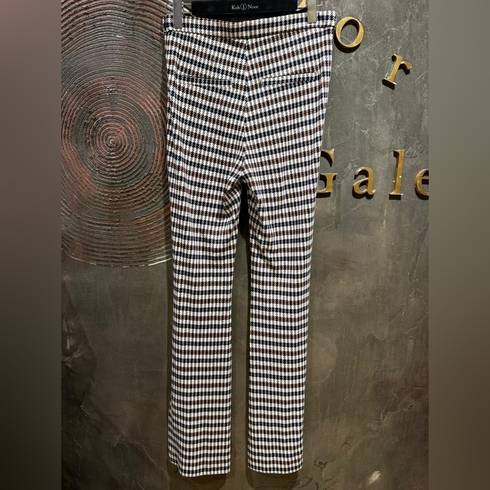 Baum und pferdgarten brown checkered strechy flair Pants size M NWOT - Picture 4 of 11